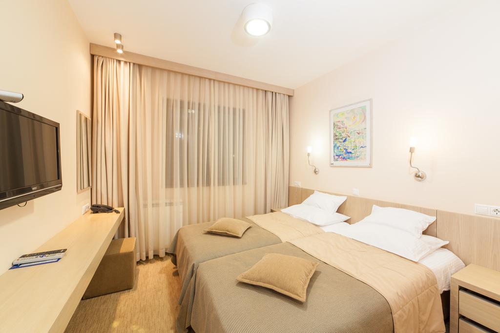 زلاتيبور Dunav Turist Inn الغرفة الصورة
